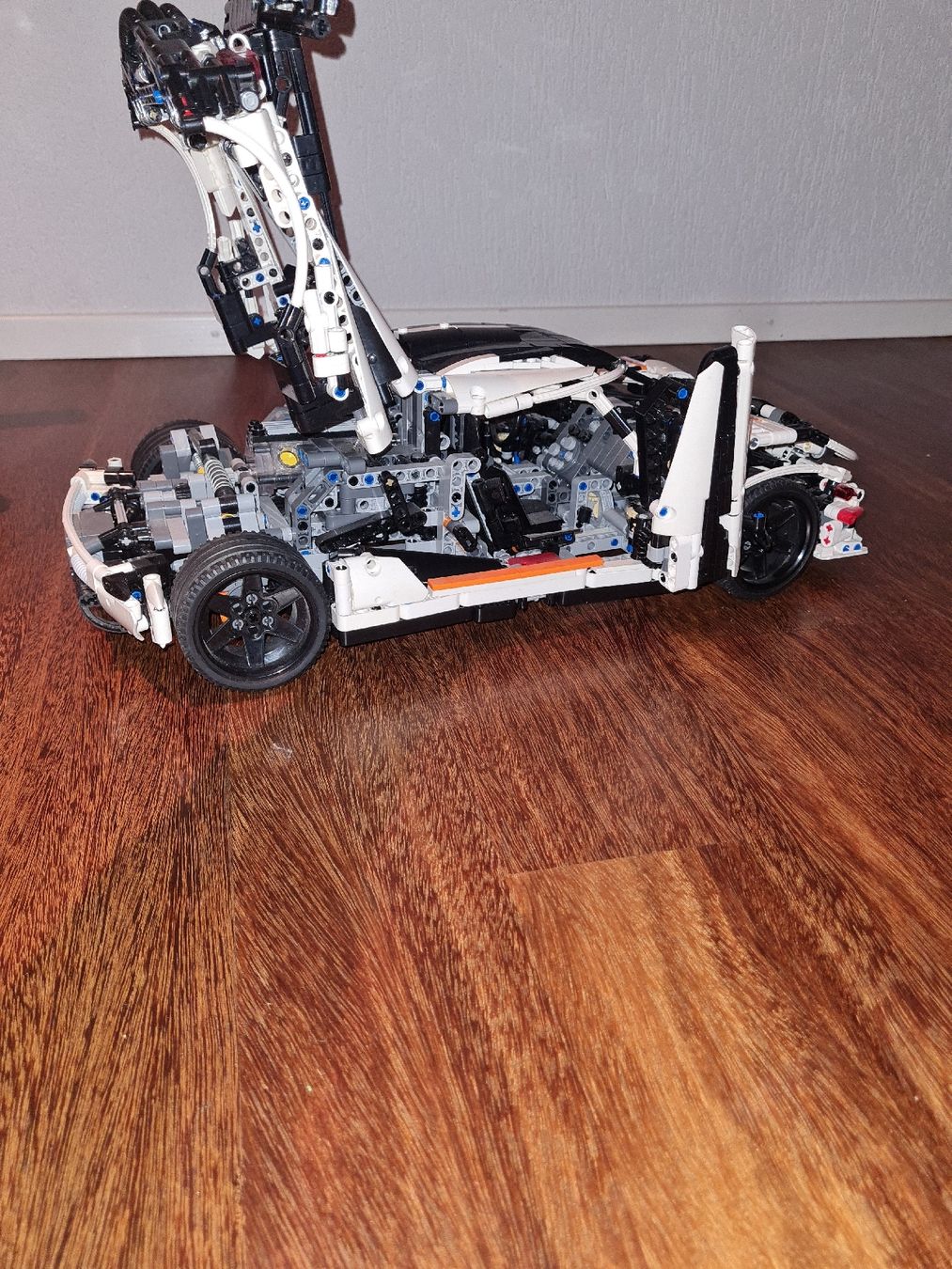 Lego Kit di costruzioni: Königsegg Lego – Usato da Würenlos venduto da Dodo7 5