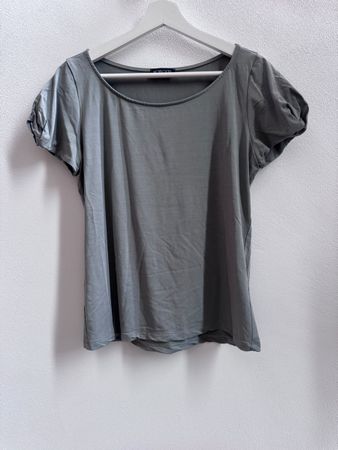 Damen T-Shirt ‚sDunkelblau und grün Grösse L guter Zustand