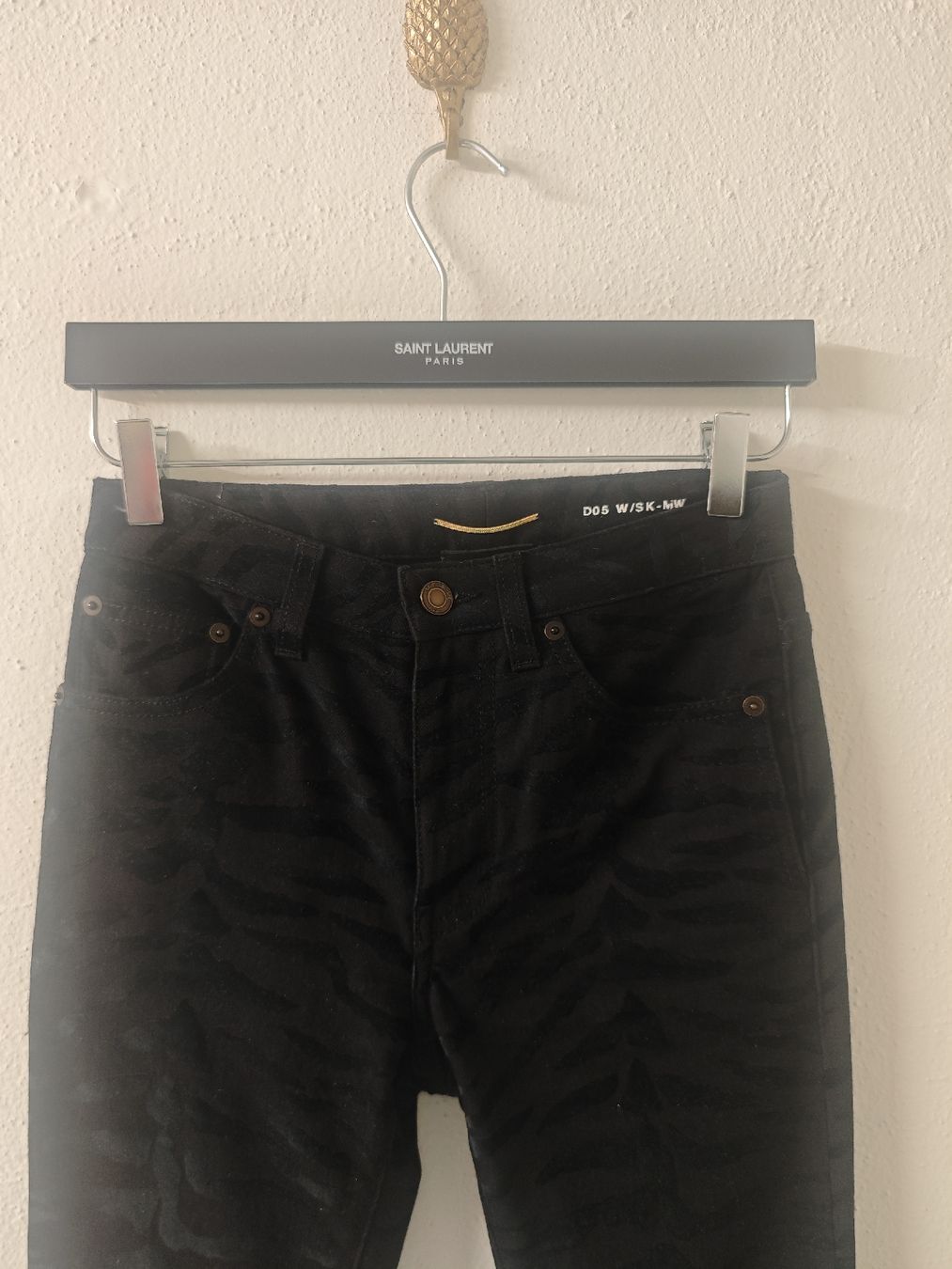 Saint Laurent Jeans: SAINT LAURENT "Zebra" Jeans – Usato da Erlenbach ZH venduto da nlh
