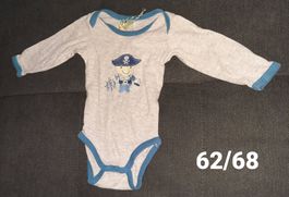 Süsser Baby Body Gr. 62/68 mit Pirat-Motiv, Langarm