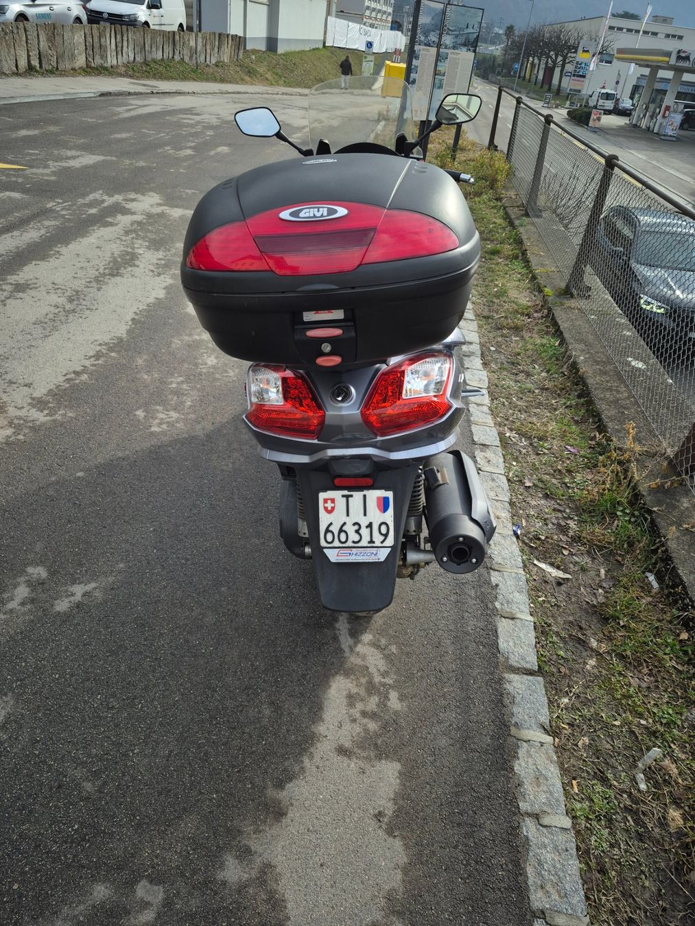Sym Scooter: Vendo scooter Sym Maxsym 400i abs – Usato da Rovio venduto da giuseppe1960 3
