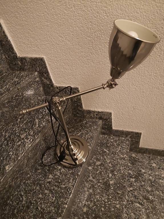 Lampade: Tischlampe  – Usato da Basel venduto da del_rjb8 3