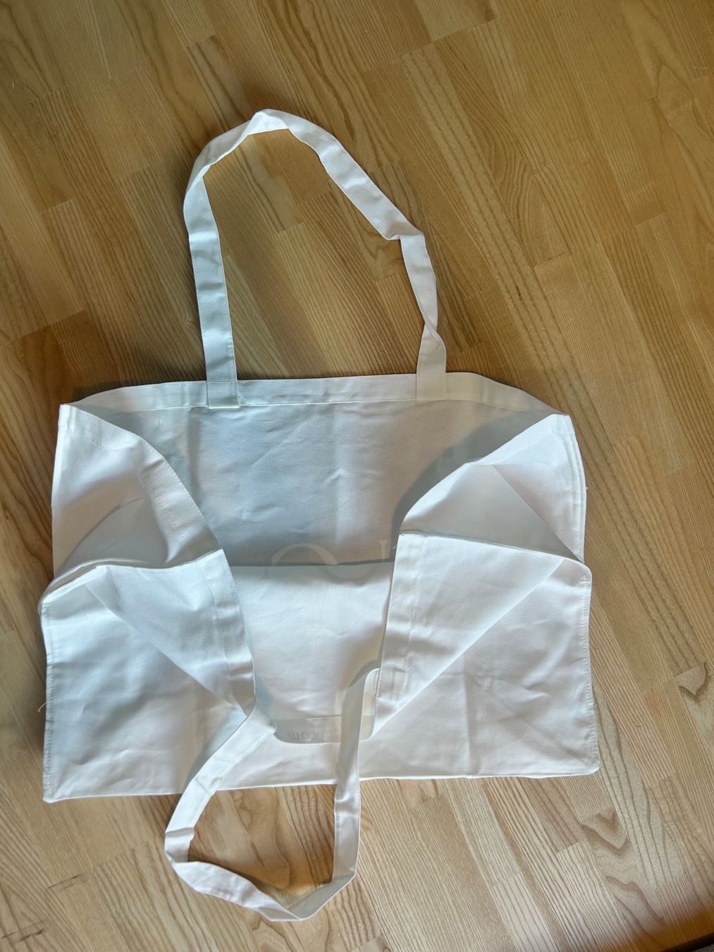 Gucci Borse: Gucci Stofftasche Weiss – Nuovo (secondo la descrizione) da Brüttisellen venduto da ThommyK 1