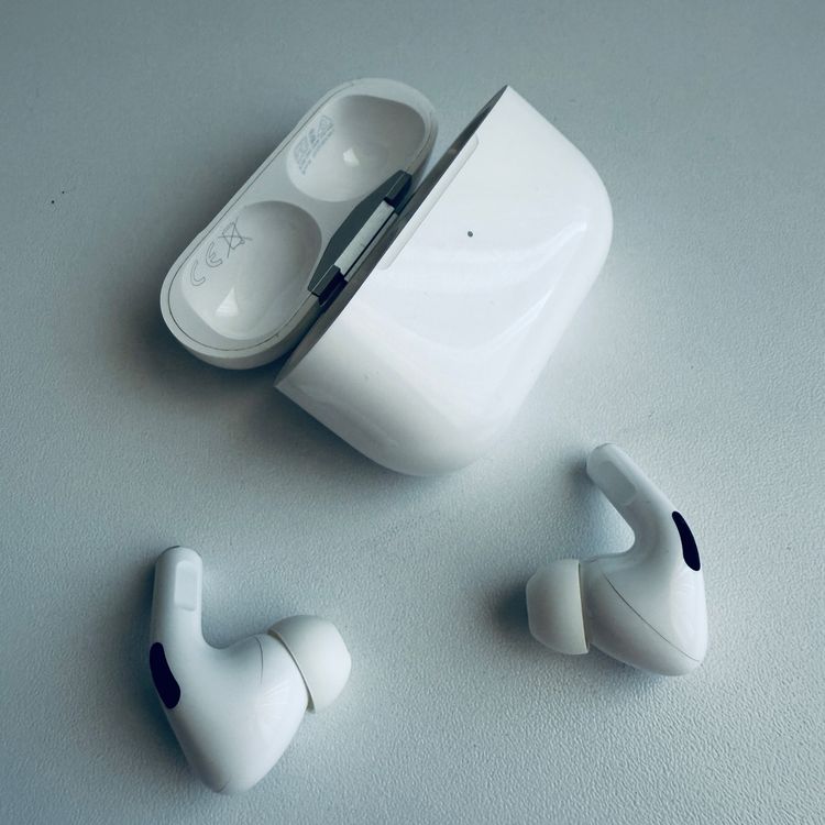 Apple Kopfhörer: Original Apple AirPods Pro 1 Gen. MagSafe USB-C Kabel – Gebraucht aus Basel von MY.AIRPODS.SHOP 5