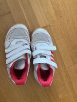 Turnschuh indoor Gr. 30