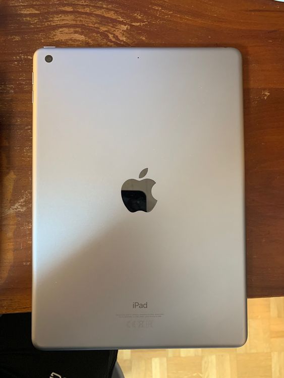 IPad Apple Air 13 Puce M2 128 Go Gris sidéral Wifi 6ème Génération 2024 Reconditionné