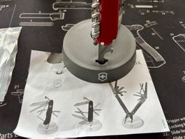 3 Stück Victorinox Aufsteller für Sackmesser