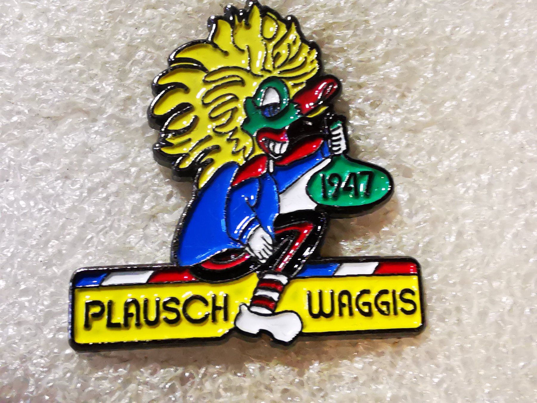 Placchette & Badge: Ansteckpin 95: Plausch Waggis – Usato da Oppligen venduto da Pin-Fall-Shop