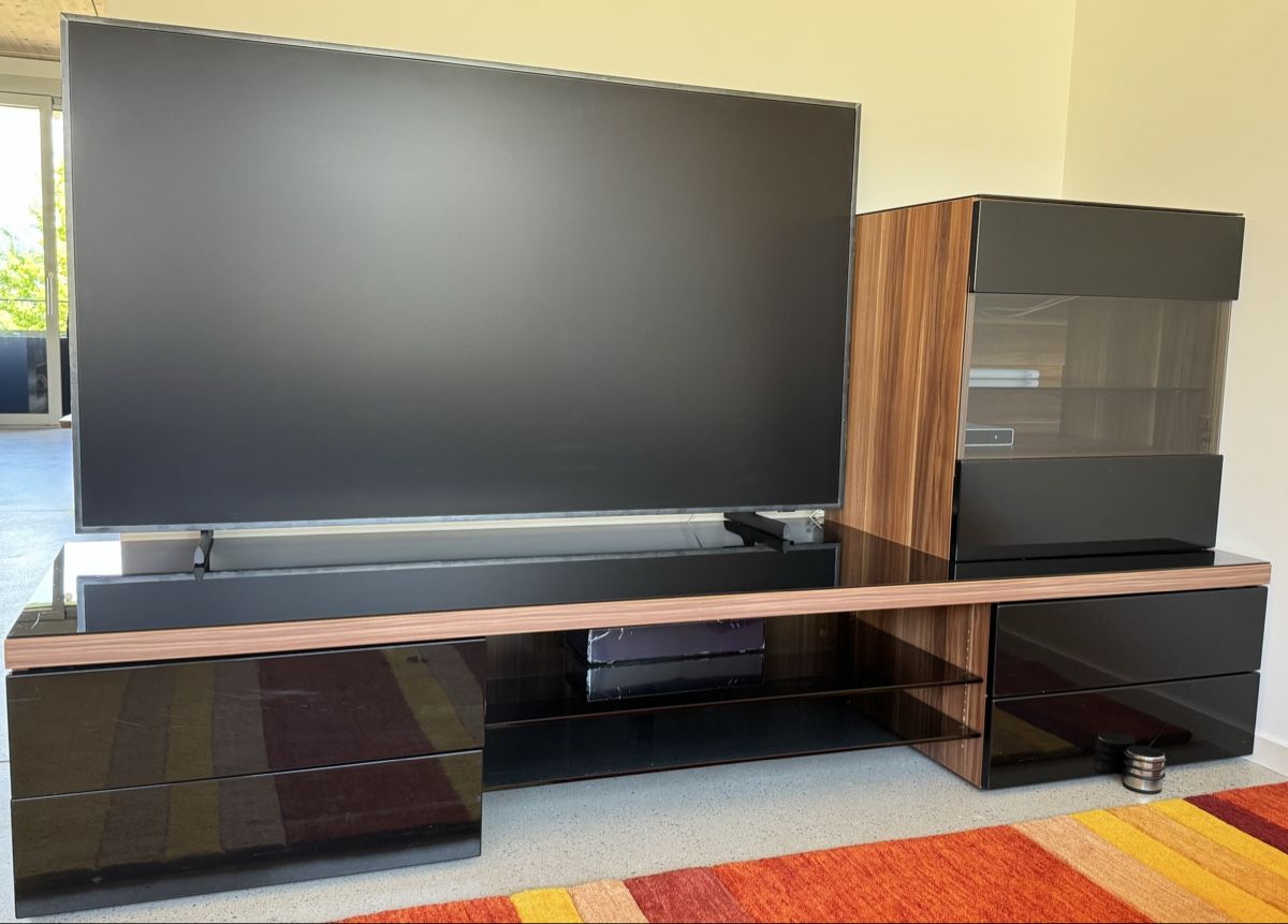 Mobili TV: Meuble TV moderne + présentoir mural avec lampe – Usato da Genthod venduto da Tidus04 2