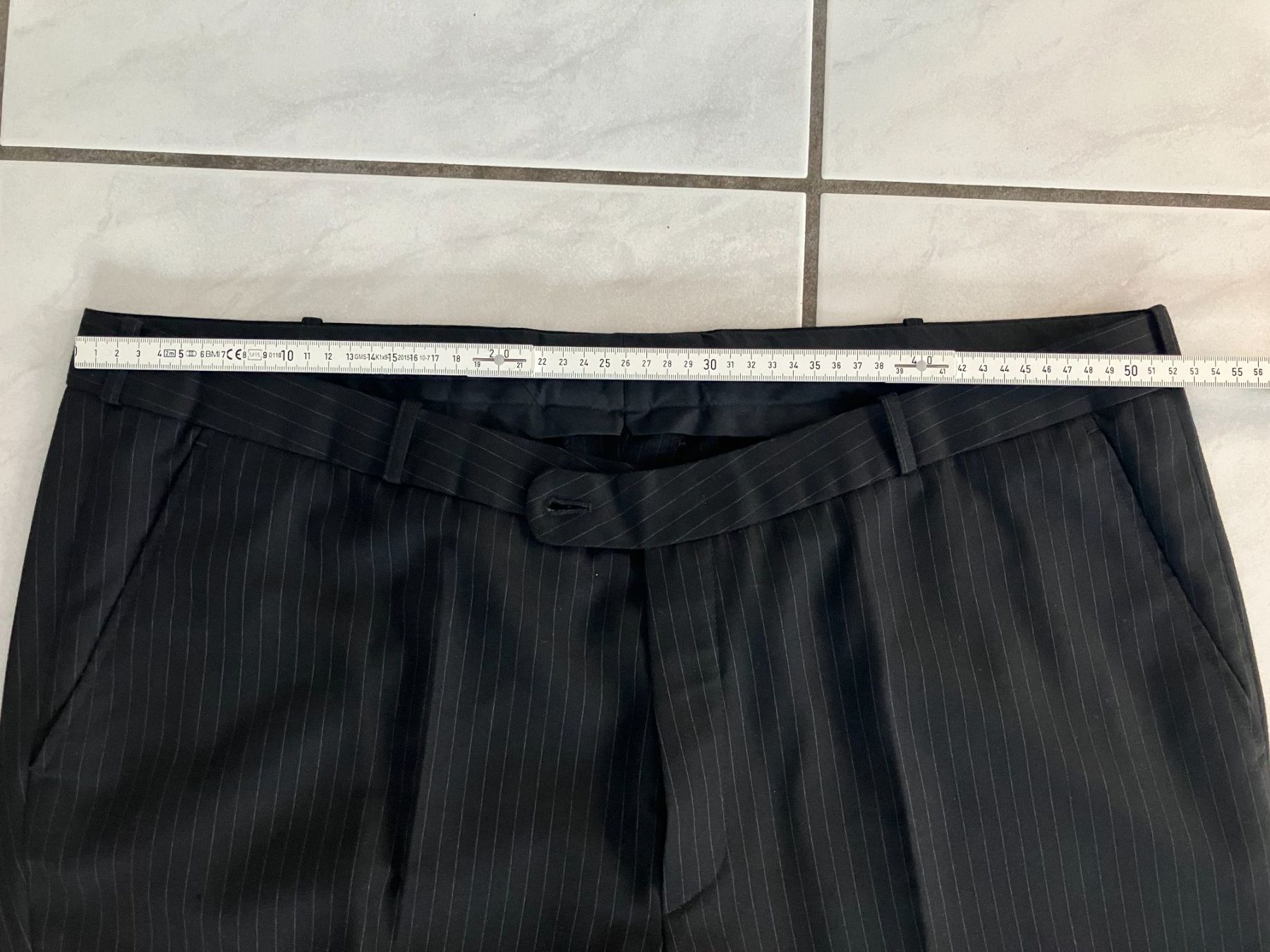 Costumes: Herrenanzug ca. XXL – D'occasion à Abtwil AG par Swissraver 2
