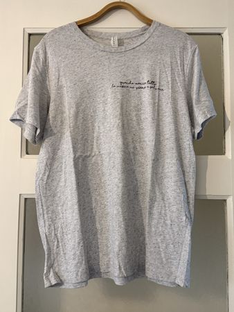 T-Shirt, grau, Grösse L, Quando manca tutto, la musica mi ..