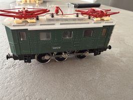 Klein Modellbahn grüne E-Lok- Sammlerstück!
