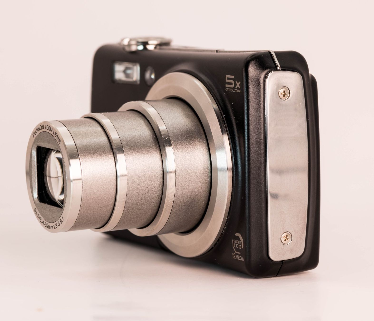 Fujifilm Fotocamera: Fujifilm F100FD - 1.6" Super CCD Sensor - Kamera – Usato da Thörishaus venduto da vintagger 8