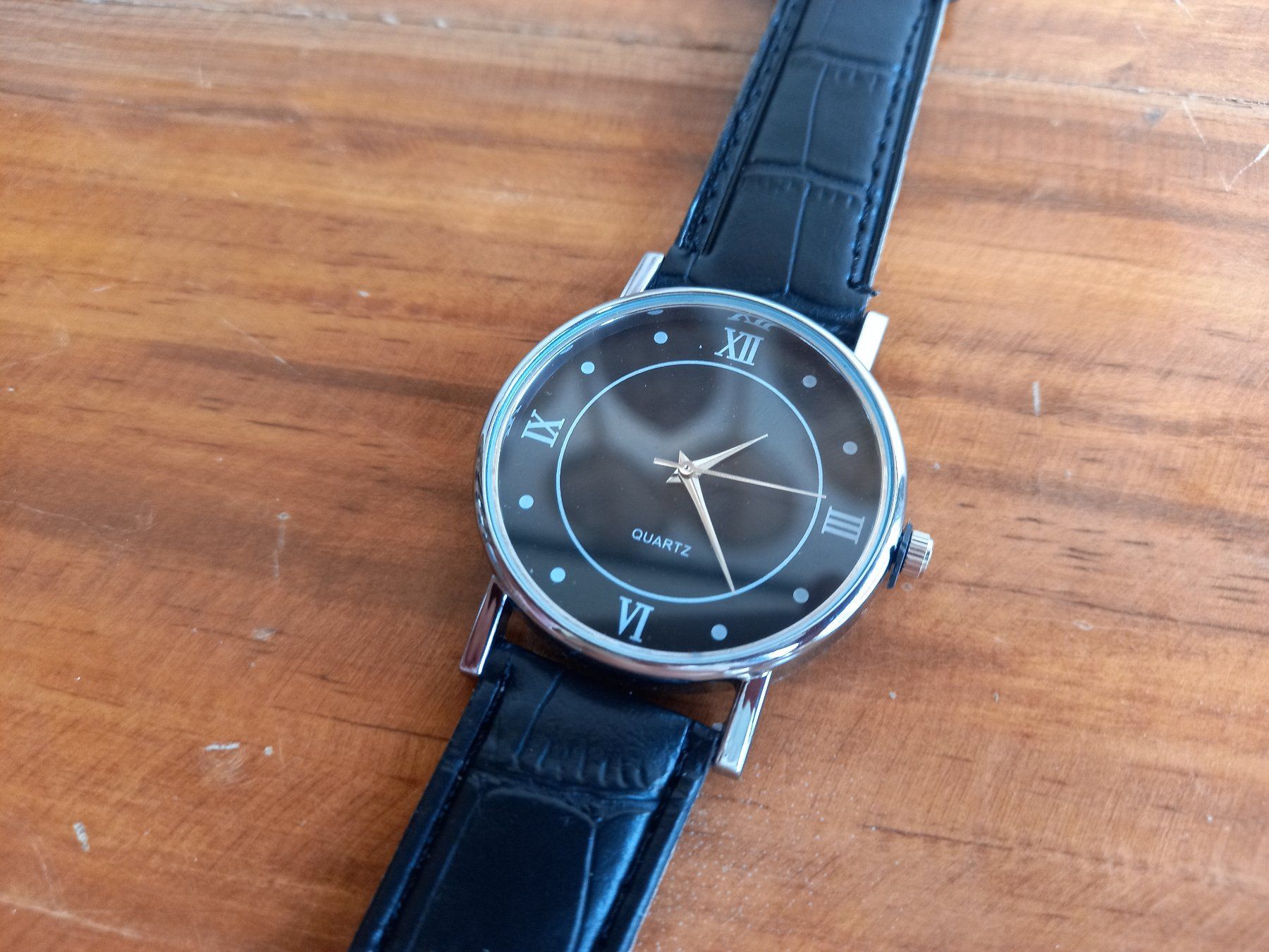 Orologi: Quarzuhr Lederarmband Schwarz – Nuovo e nell'imballaggio originale da Lausanne venduto da WATCH-WORLD 1