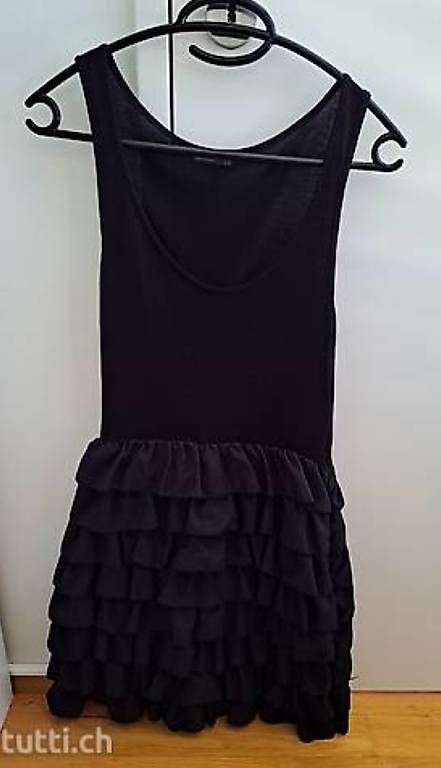 Vestiti: Kleid schwarz Vero Moda Grösse 34 – Usato da Winterthur venduto da ste_jhr6 1