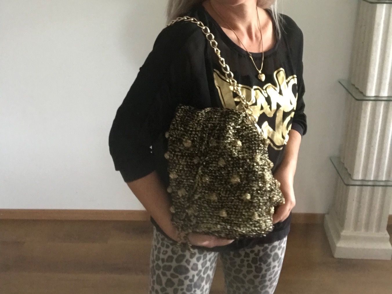 Taschen für Damen: Originelle Handtasche/ Beuteltasche NEU HANDMADE – Neu und originalverpackt aus Regensdorf von Spyke55 9