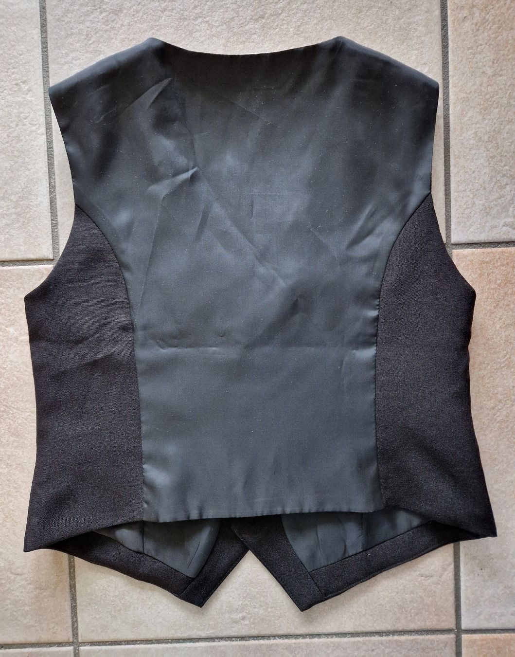 H&M Sonstige Jungenkleidung: Gilet Gr 134 elegant💙 – Gebraucht aus Rupperswil von lenzburg02 2
