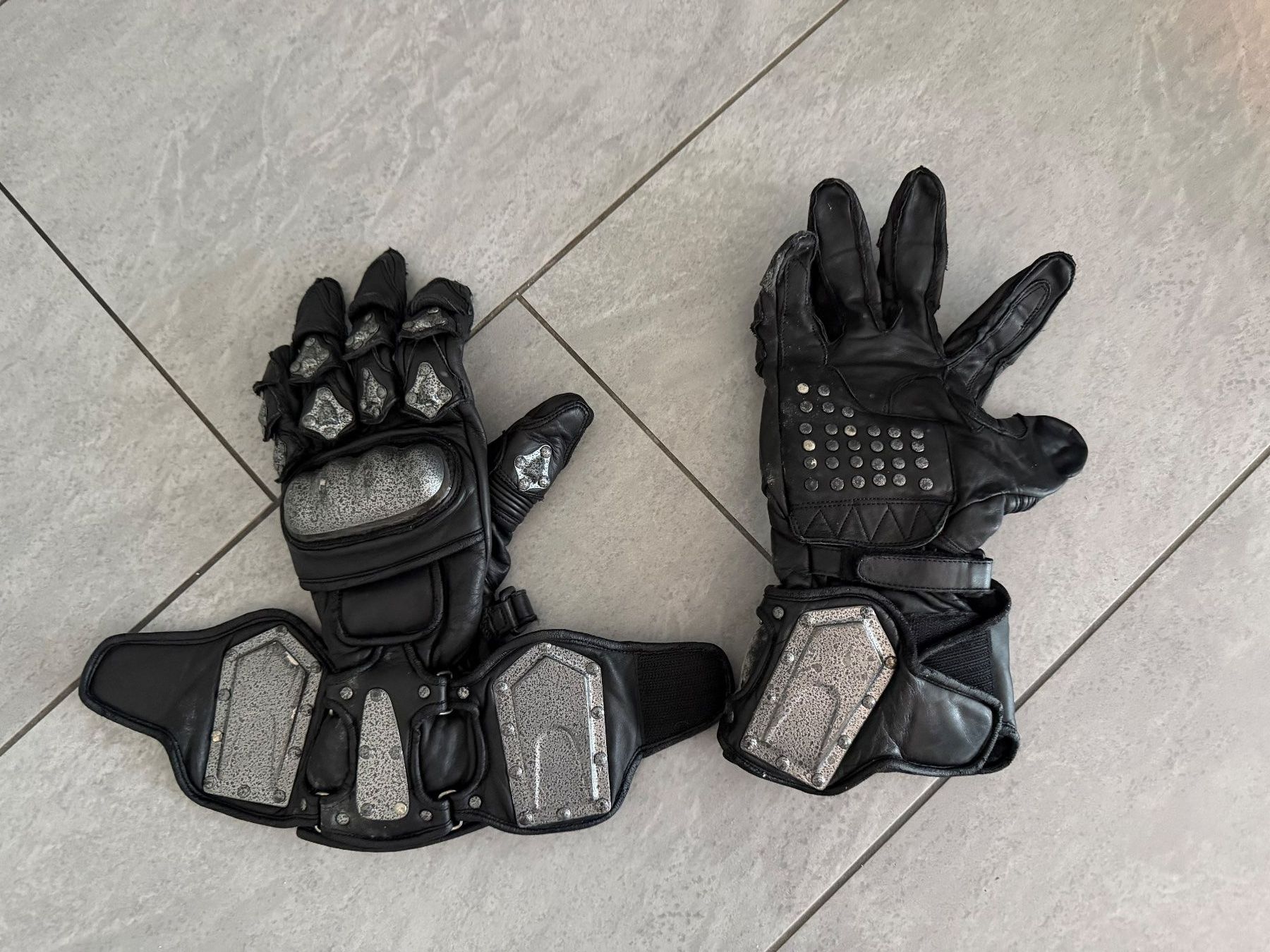 Altri accessori da uomo: Motorrad-Handschuhe - Grösse XL – Usato da Bülach venduto da Loredana13