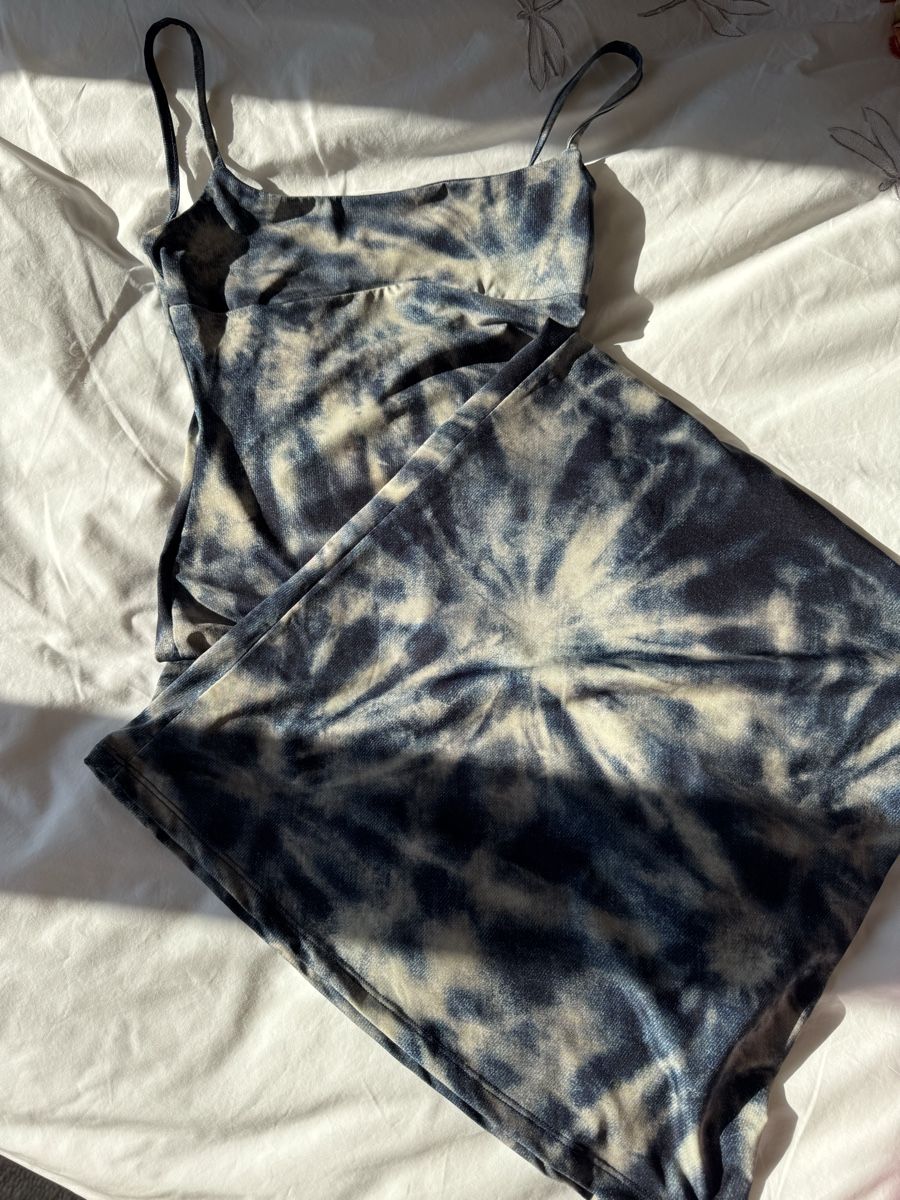 Bershka Vestiti: Bershka bodycon maxi dress – Nuovo (secondo la descrizione) da Aigle venduto da 029_mbn 2