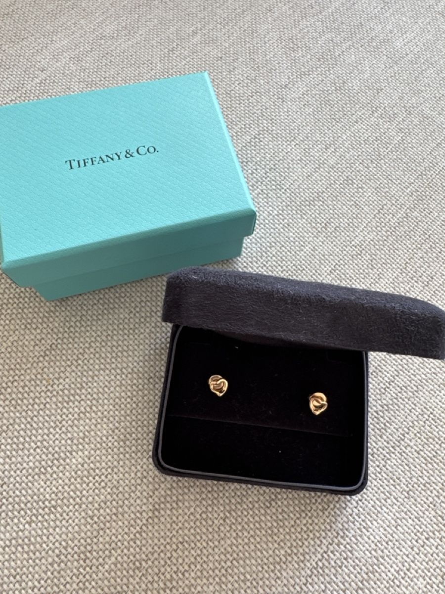 Tiffany & Co. Orecchini pendenti & Orecchini a lobo: Tiffany Earrings Open Heart – Nuovo (secondo la descrizione) da Les Acacias venduto da Janar