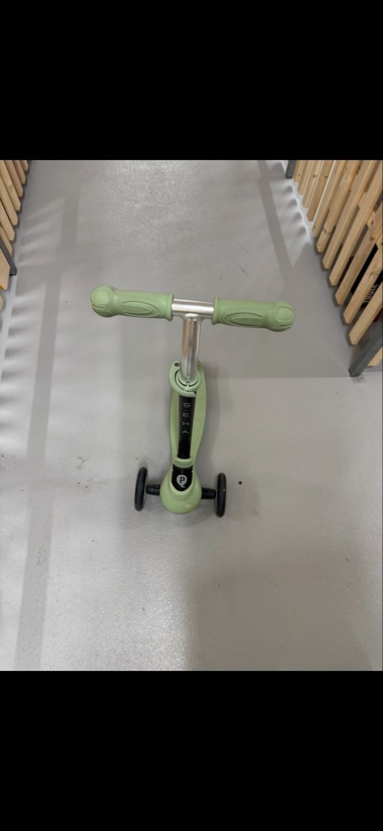 Scooters: Scooter und Helm, Top Zustand! – Gebraucht aus Wiesendangen von Aleksad 2