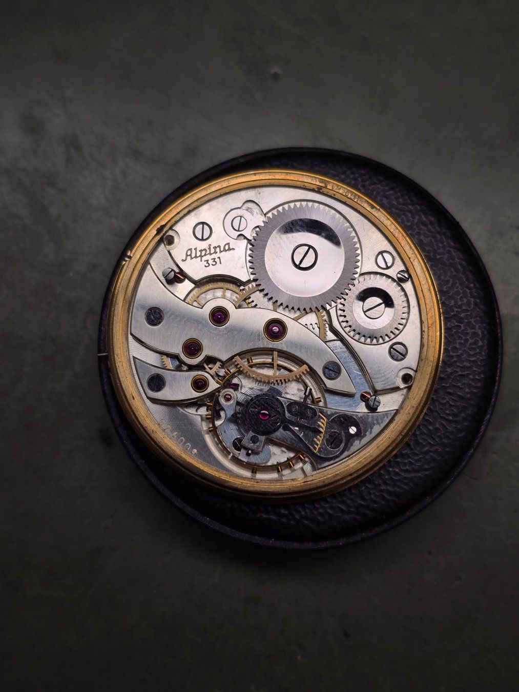 Alpina Orologi: Mouvement Alpina 331 – Usato da Tramelan venduto da Nirdan