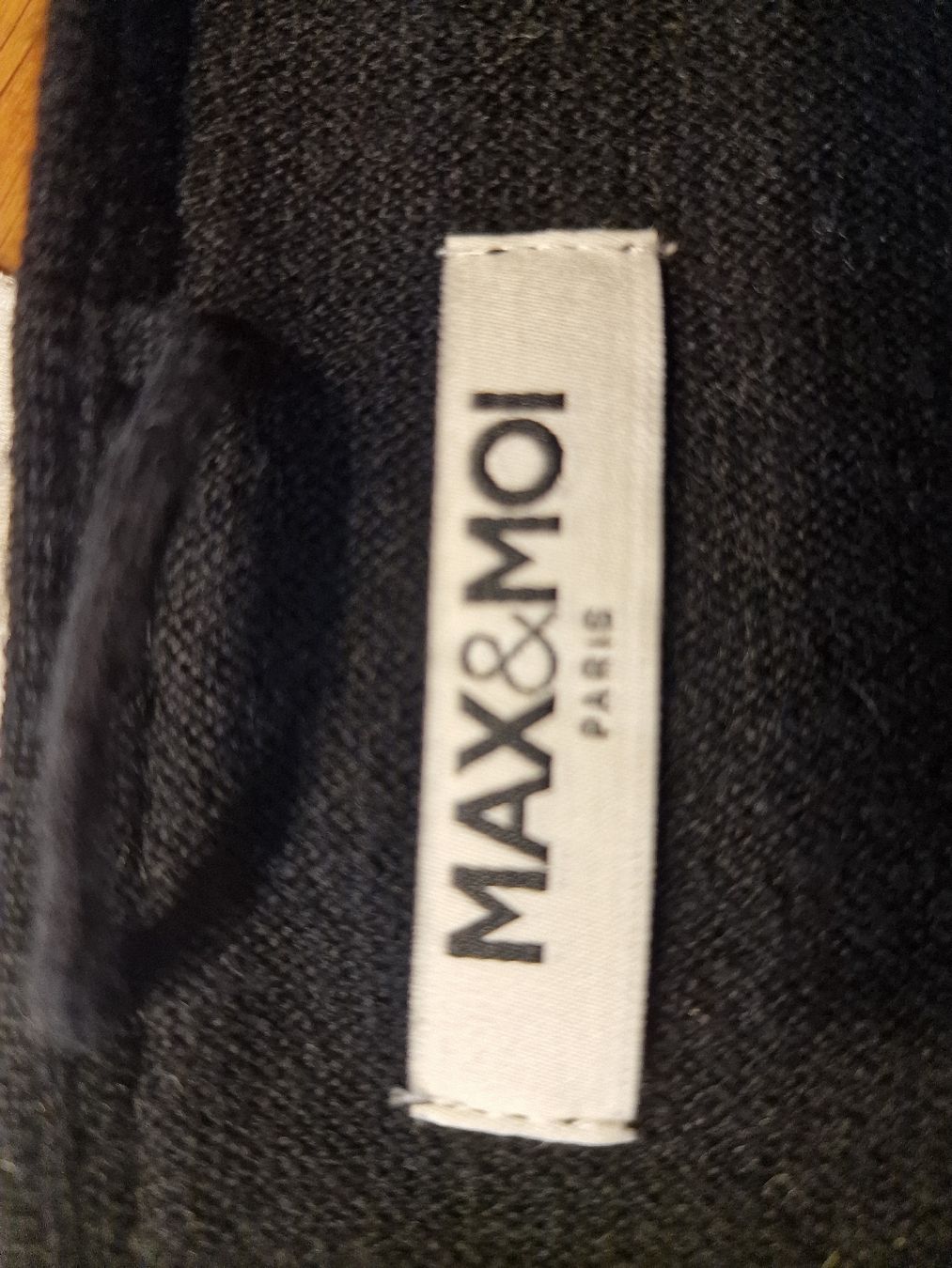 Max & Moi Maglioni & Felpe: Schicker Max&Moi  Merinowolle/ Kaschmirpullover schwarz – Usato da Laufenburg venduto da may_r2st 5