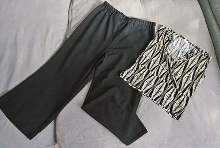 Summer Set: Black  Pants & Patterned Top - Size M/l