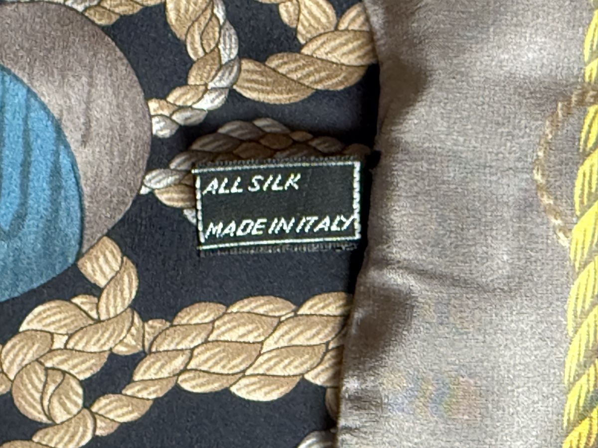 Bally Foulards, Tücher & Schals: Bally Seidentuch  – Gebraucht aus Zürich von daki81 3