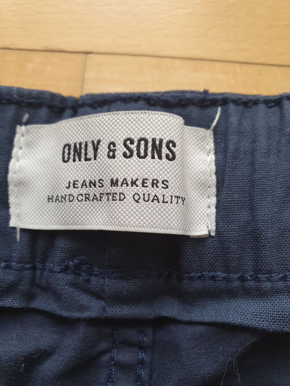 Only Hosen: Hose Only & Sons blau mit Bündchen Small – Gebraucht aus Kloten von Hektor44 2