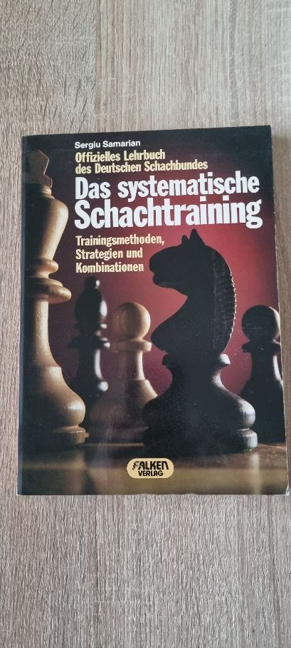 Libri: Schachbuch Das systematische Schachtraining – Usato da Muttenz venduto da Langerochade