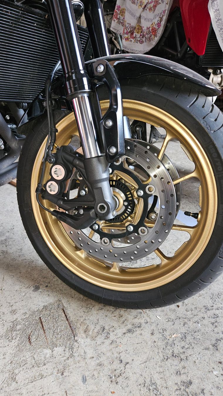Yamaha Strada: Yamaha XSR 900 black 80 Top – Usato da Schönenberg TG venduto da Tomscars 5