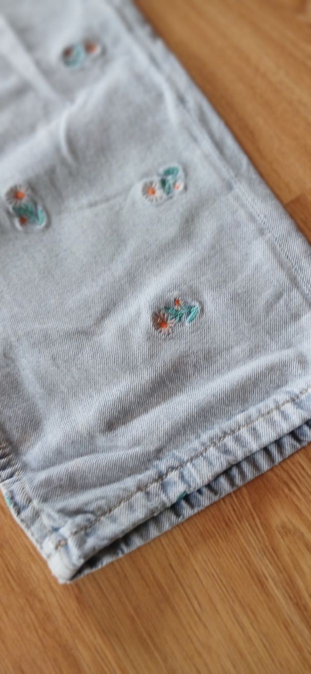 Jeans: pantalon jean – Usato da Montcherand venduto da petiteoune75 7