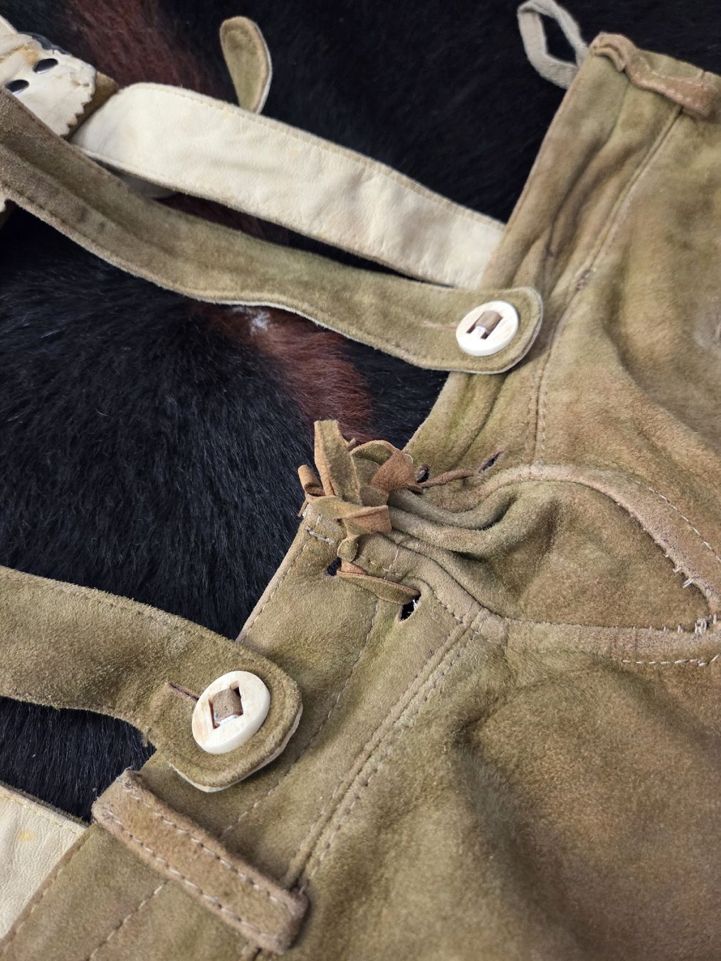 Pantaloni: Lederhose Oktoberfest – Usato da Adliswil venduto da Ducatisti77 2