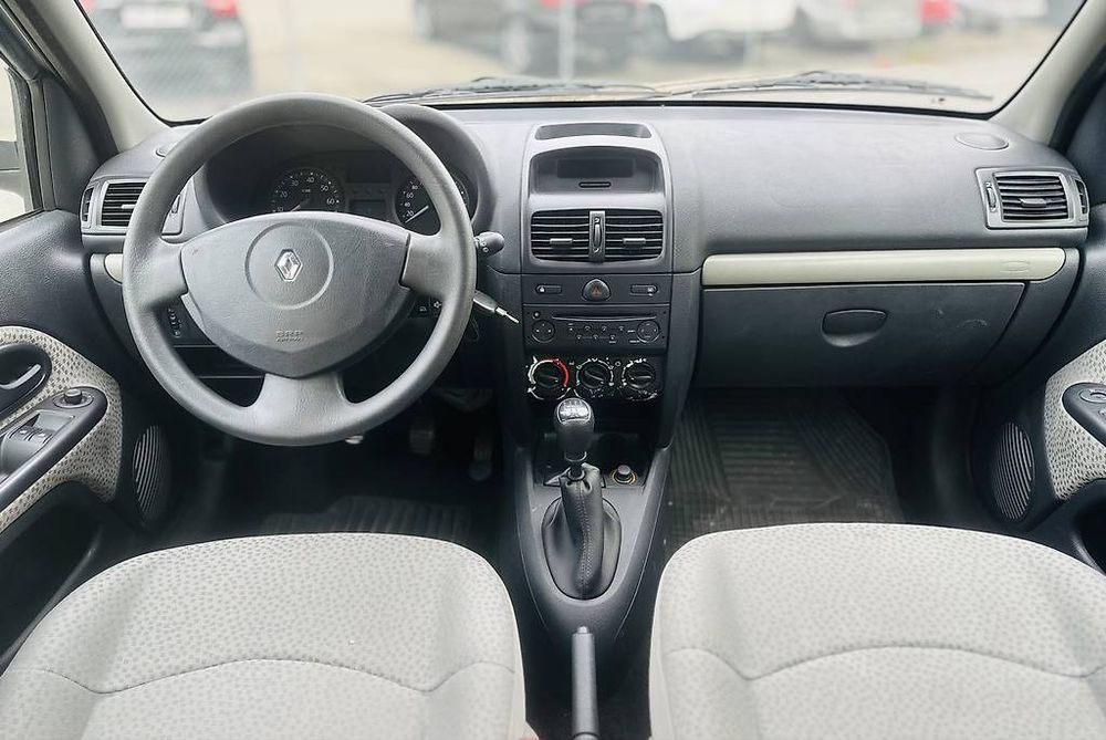 Automobili: Renault Clio 1.2 nur 100'000 km – Usato da Trasadingen venduto da lul_r9q8 8