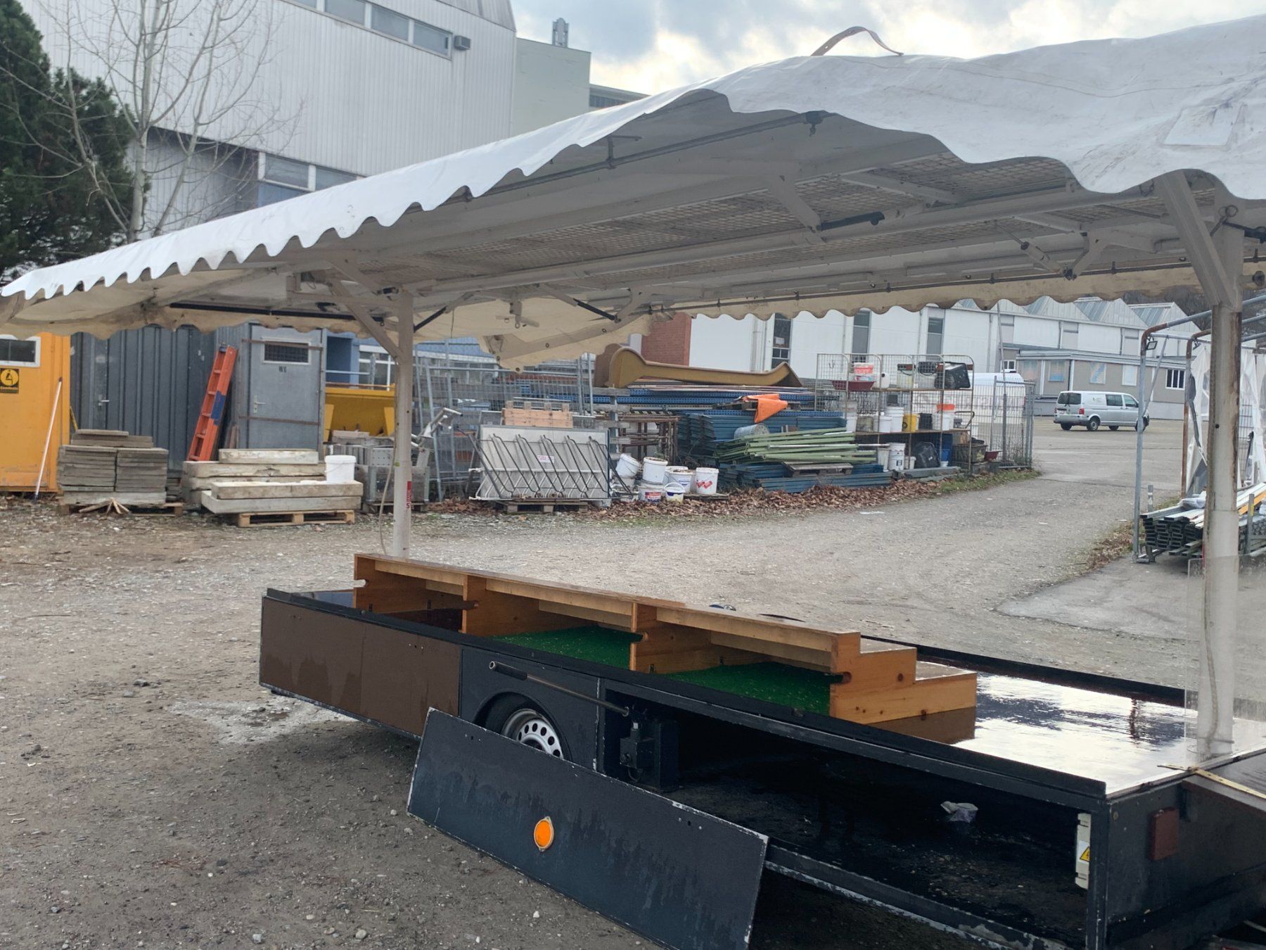 Wenk Anhänger: Verkaufsanhänger – Gebraucht aus Arbon von Saemis 4