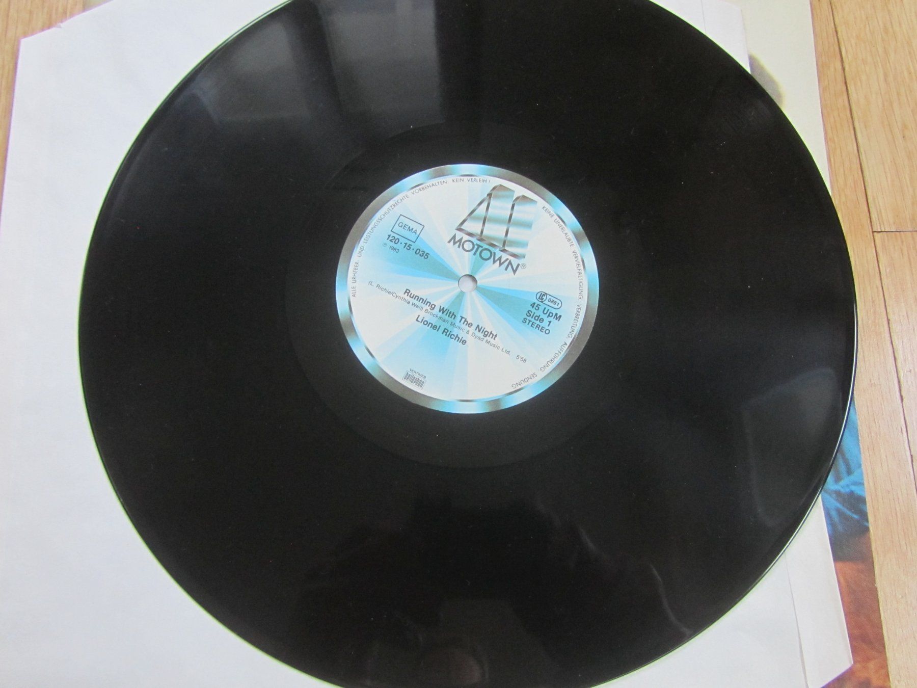 Schallplatten: Lionel Richie:  Running With The Night – Gebraucht aus Seengen von mikelele 1
