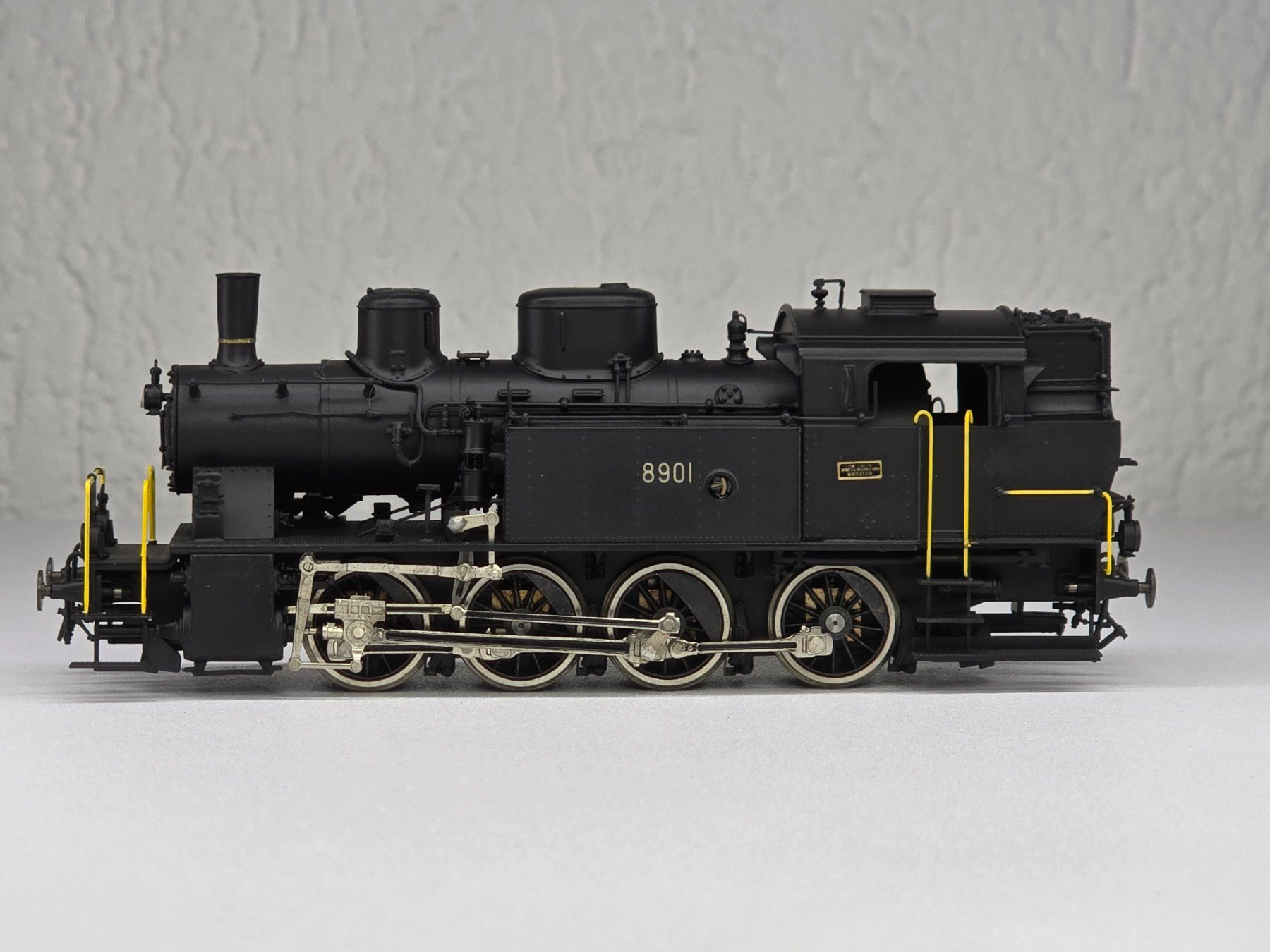 Fulgurex Modelleisenbahnen: Fulgurex 2039, SBB - CFF, E 4/4 8901, Messing, Vitrine – Neu (gemäss Beschreibung) aus Kloten von Nicola2 1