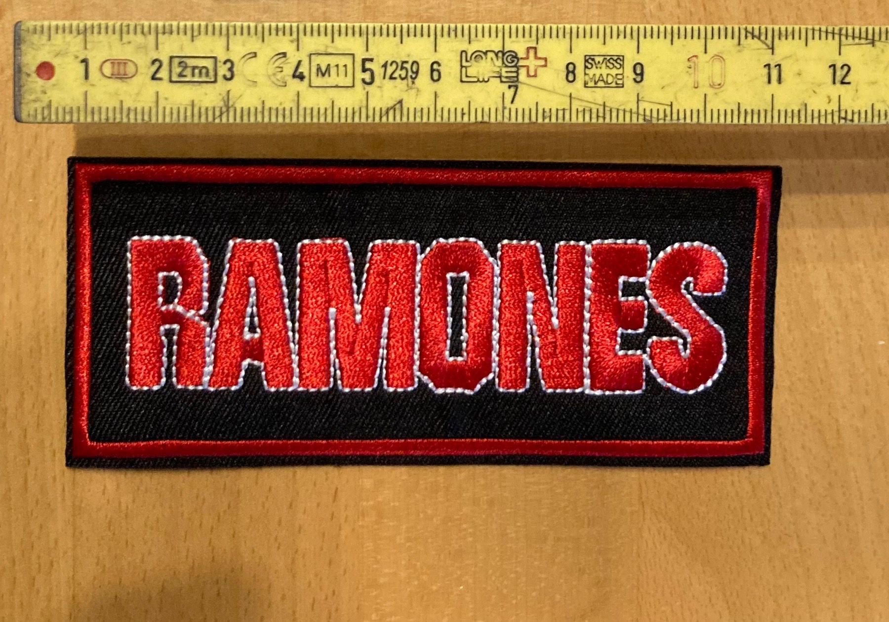 Toppe: Ramones Patch Aufnäher Rock Punk Metal – Nuovo (secondo la descrizione) da Horn venduto da abutre72