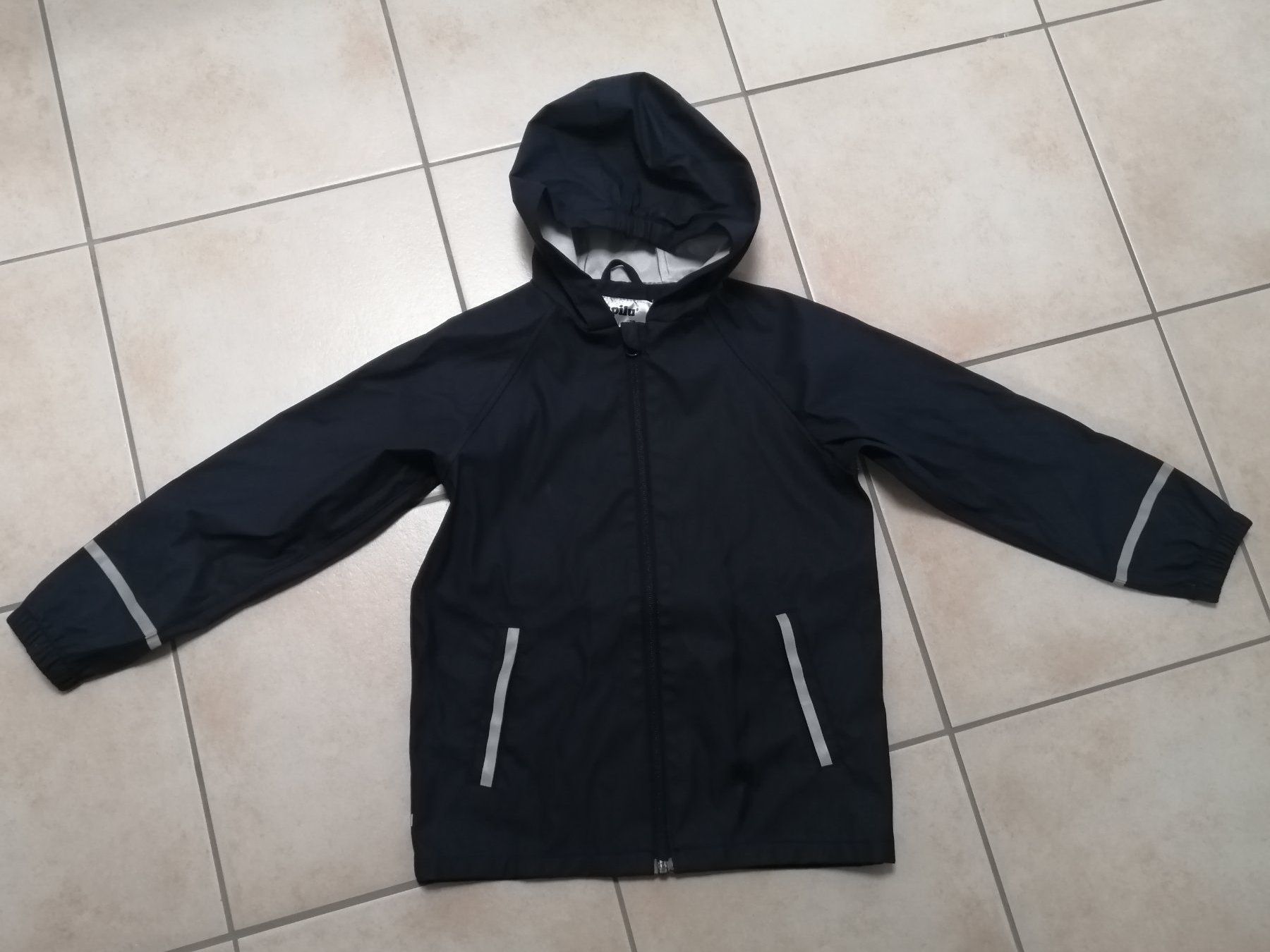 Giacche: Regenjacke  Gr.122/128 – Usato da Henau venduto da AXAA