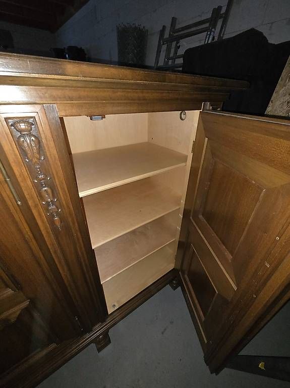 Büffets: Buffet/Sideboard – Gebraucht aus Leuk-Stadt von leni629 1