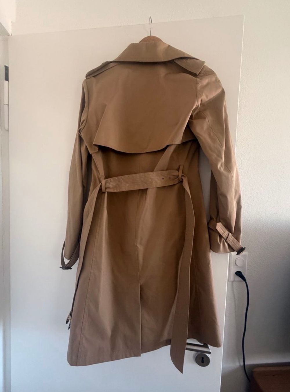 Hugo Boss Cappotti: Boss Mantel – Usato da Zuerich venduto da HomeHaven 1