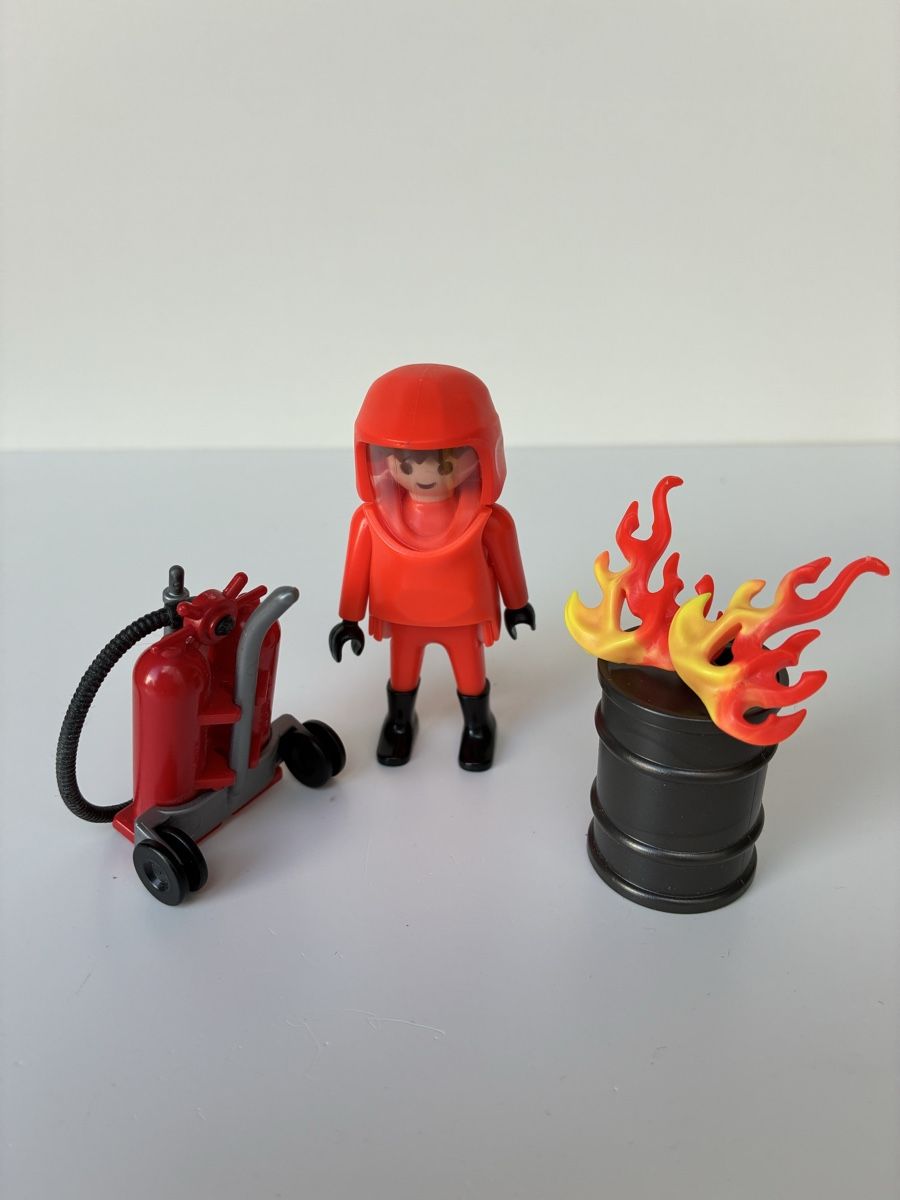 Playmobil Giocattoli: Playmobil 5367 City Action - Fire fighter  – Usato da Lucens venduto da metaD