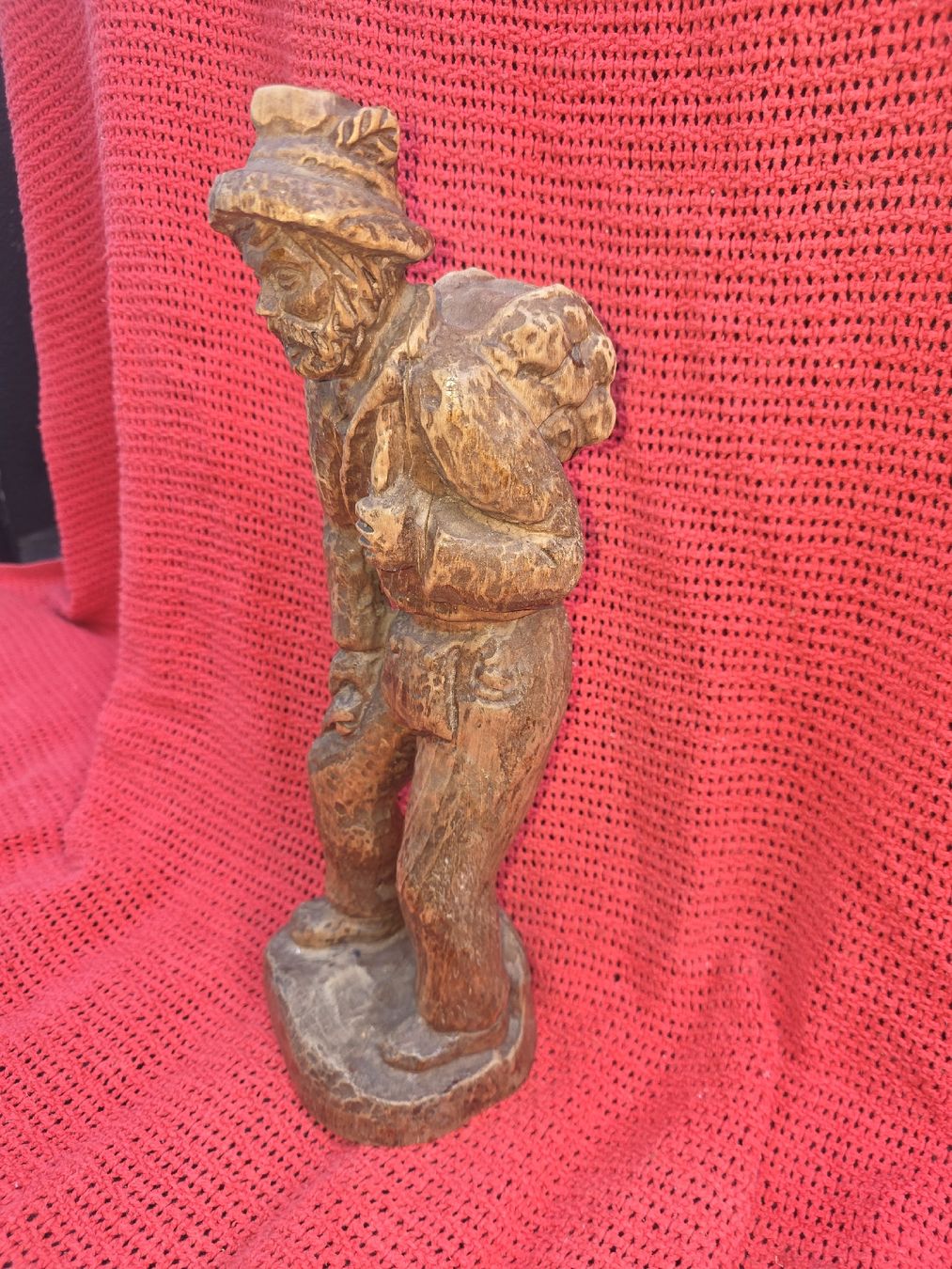 Figurines: Geschnitzter Holzfäller – D'occasion à Hasle LU par Auctions_Hunters 1