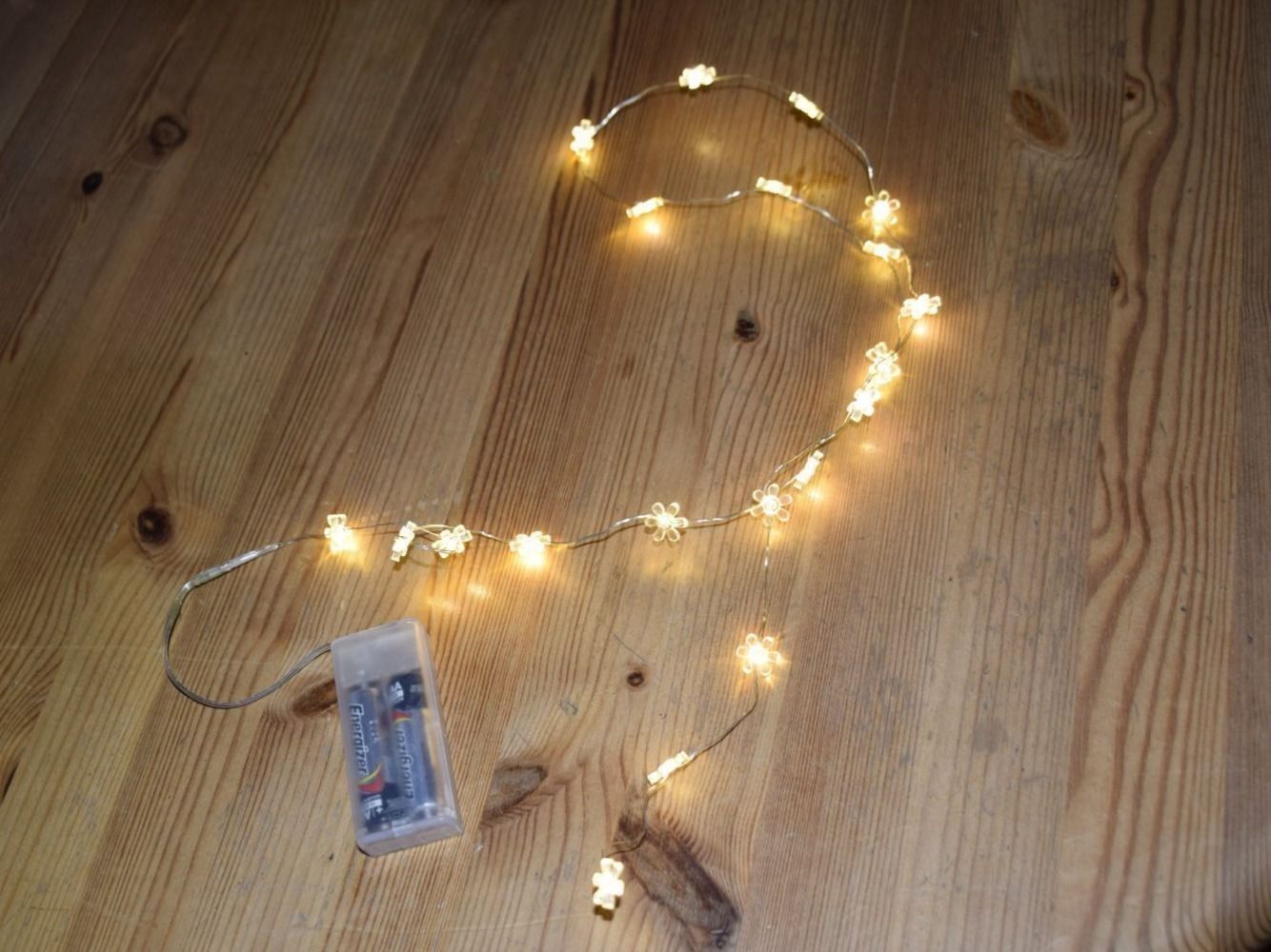 Lichterketten & Leisten: Lichterkette mit 20 Led, Blumen Nr.253 – Neu und originalverpackt aus Wetzikon ZH von Wetzicardo25 1