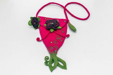 Tasche mit Blumen aus Filz, Umhängetasche