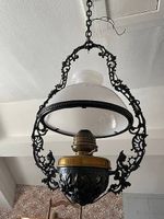 Lampe à pétrole électrifiée néo-baroque / fin XIXe