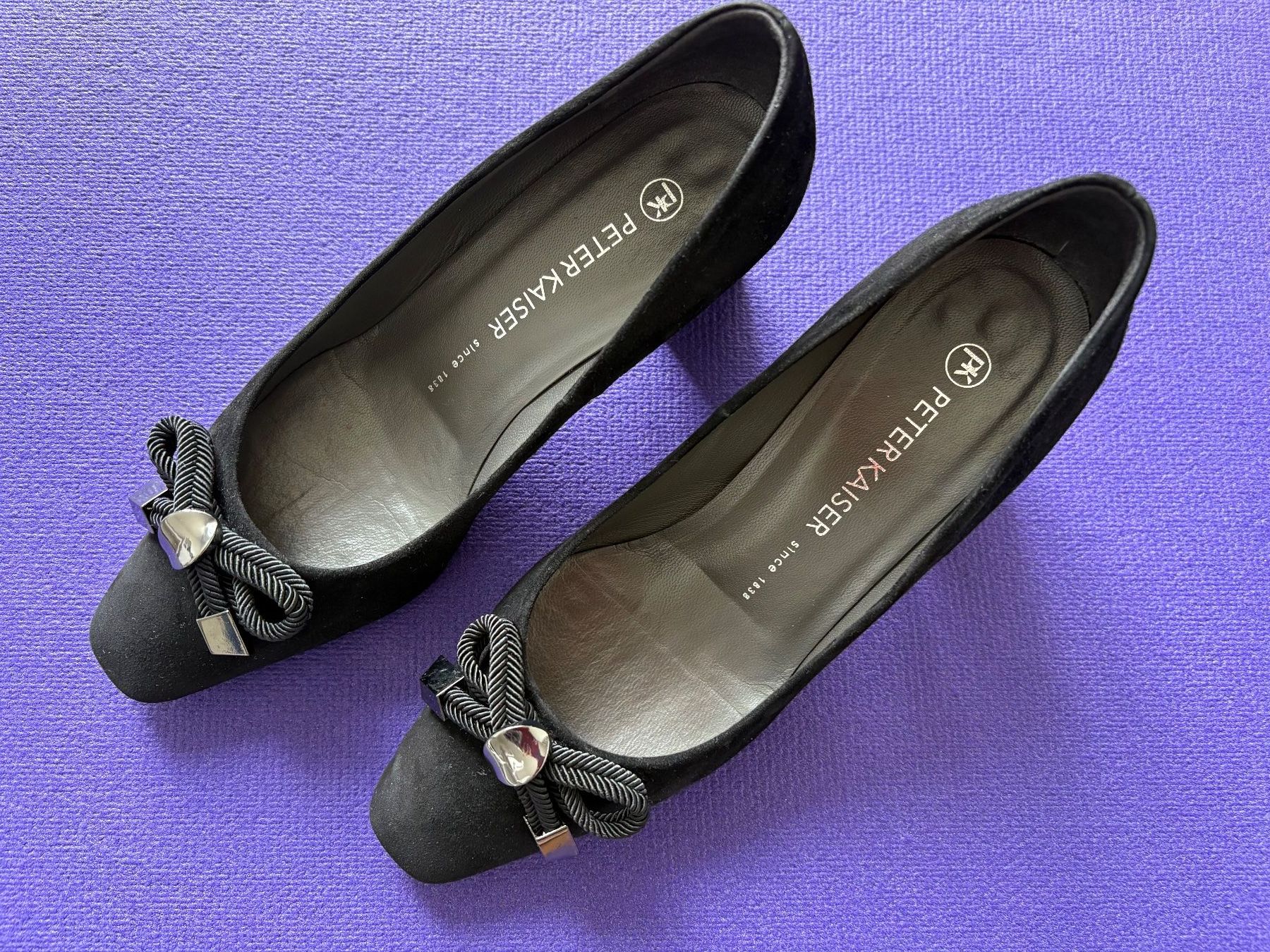 Kaiser Damenschuhe: Pumps von Peter Kaiser - Wildleder - schwarz - Grösse 5 – Gebraucht aus Oberwil BL von nefret01
