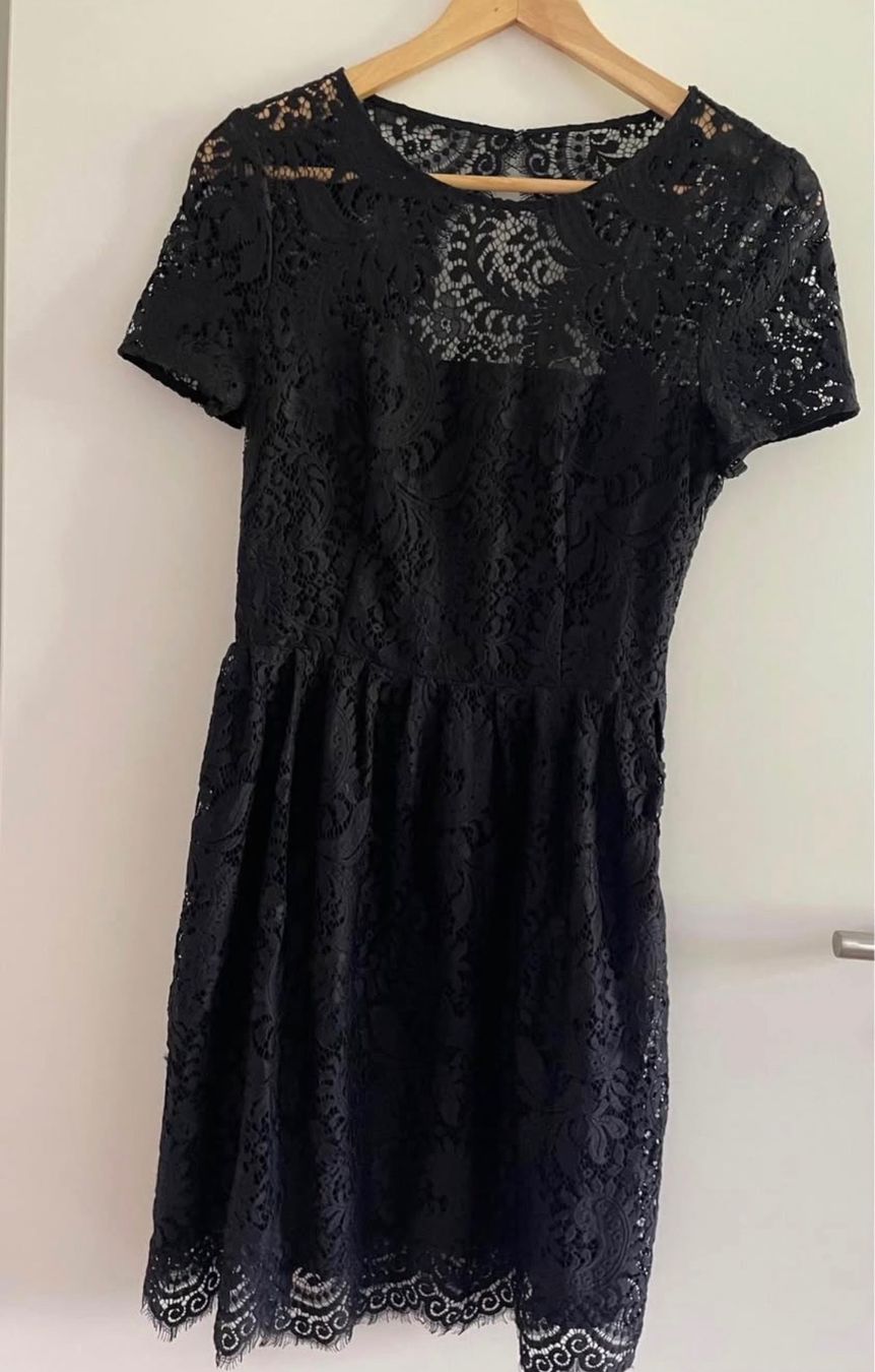 Claudie Pierlot Robes: Robe Claudie Pierlot – D'occasion à Cossonay-Ville par eto_pdp6