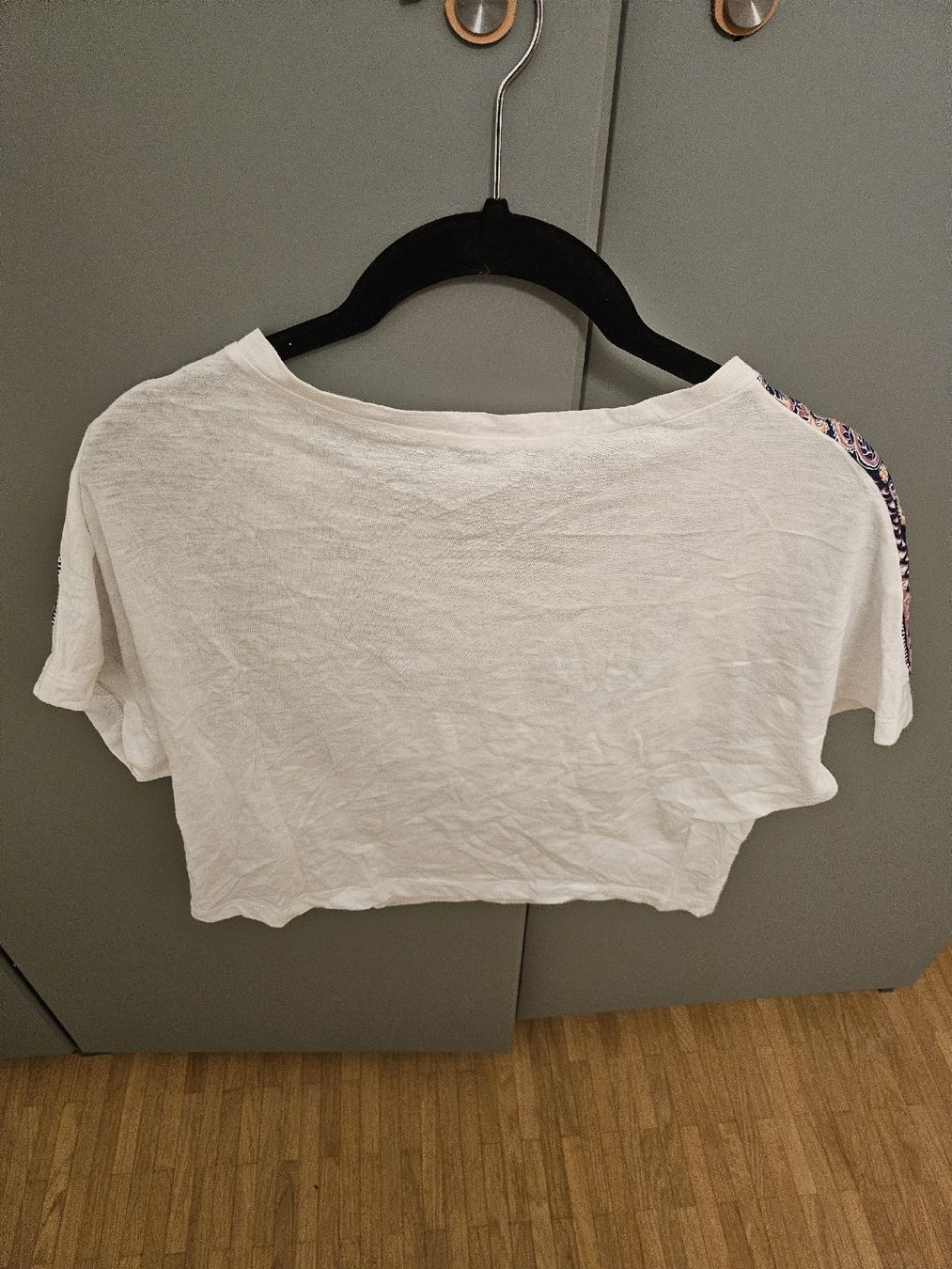 T-shirt: T-shirt mandala – Nuovo (secondo la descrizione) da La Tour-de-Peilz venduto da mar_2r26 1